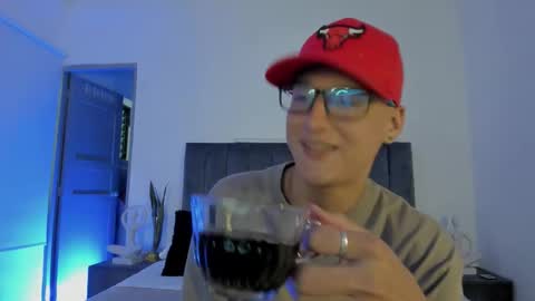 Snapshot of noah_jayden chatting on 25, 10, 2025 Noah Jayden online show from 25, 10, 2025