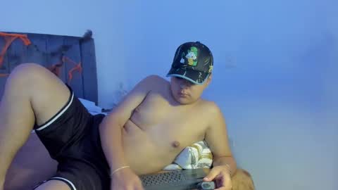 Snapshot of noah_jayden chatting on 30, 10, 2025 Noah Jayden online show from 30, 10, 2025