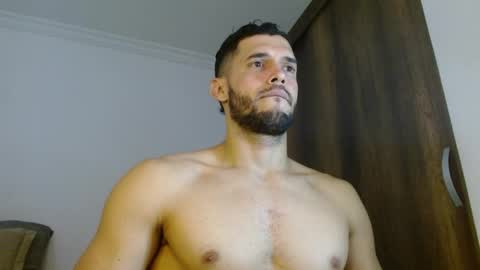 Snapshot of noah_jhonsonn chatting on 8, 5, 2026 Noah online show from 8, 5, 2026