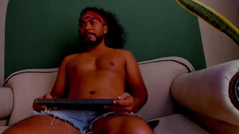 Noah online show from 8, 3, 2025