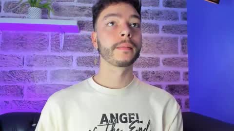    online show from 27, 3, 2026