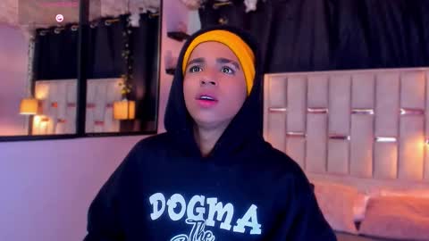 noah_smith04 online show from 24, 11, 2025