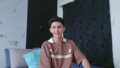 noah tyler  online show from 22, 5, 2026