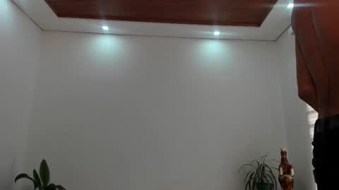 Snapshot of noahbrawn chatting on 12, 11, 2025 LIAM- noah online show from 12, 11, 2025