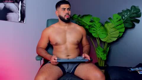 Snapshot of noahcrux chatting on 10, 2, 2026 Noah online show from 10, 2, 2026