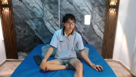    online show from 19, 4, 2026