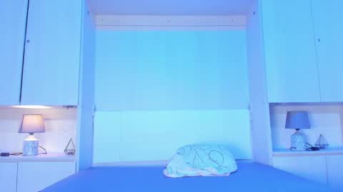 noalane online show from 21, 9, 2025