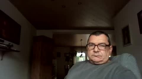 Snapshot of nobbie44 chatting on 18, 9, 2025 nobbie44 online show from 18, 9, 2025