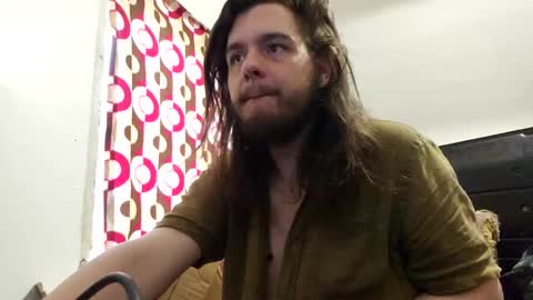 Noeling online show from 2, 1, 2025