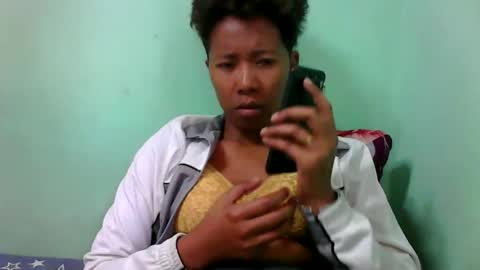 Snapshot of noella711128 chatting on 9, 9, 2025 noella711128 online show from 9, 9, 2025