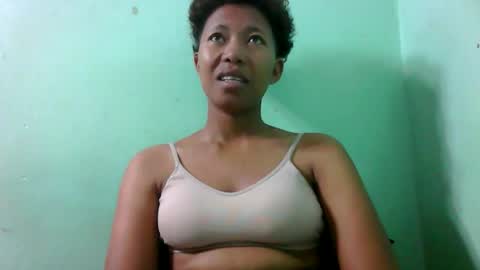 noella711128 online show from 27, 9, 2025