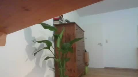 Snapshot of noemie_fox chatting on 1, 7, 2026 Nomie Fox online show from 1, 7, 2026