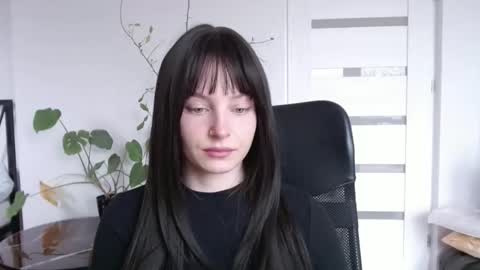 Snapshot of noemilou chatting on 25, 3, 2026 Noemi online show from 25, 3, 2026