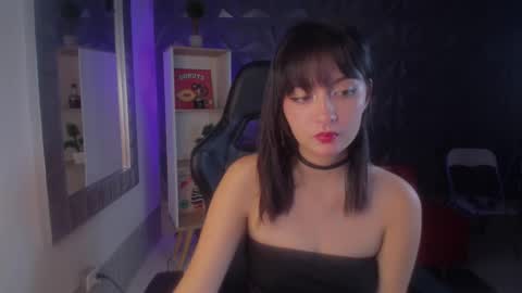 Snapshot of noeva_ chatting on 30, 9, 2025 Noeva online show from 30, 9, 2025