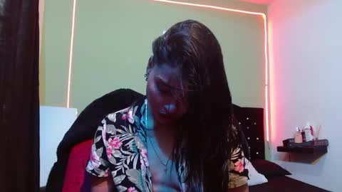 Noha Thomson online show from 23, 10, 2025