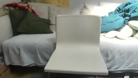 Snapshot of nonbinarybator chatting on 12, 4, 2026 Beau online show from 12, 4, 2026