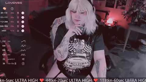Snapshot of noori_hope chatting on 11, 3, 2025 Noori online show from 11, 3, 2025