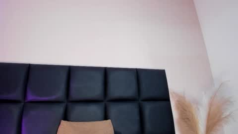 Nora Da Silva online show from 5, 2, 2026