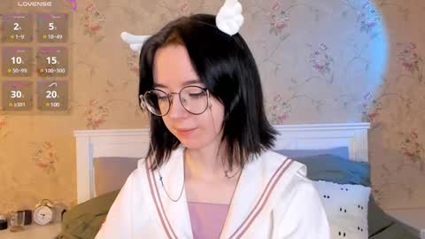 Nora Failure online show from 10, 12, 2024