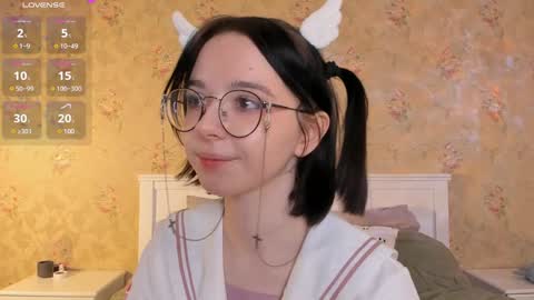 Nora Failure online show from 19, 12, 2024