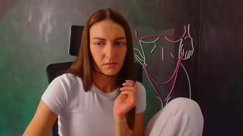 Nora online show from 13, 9, 2025