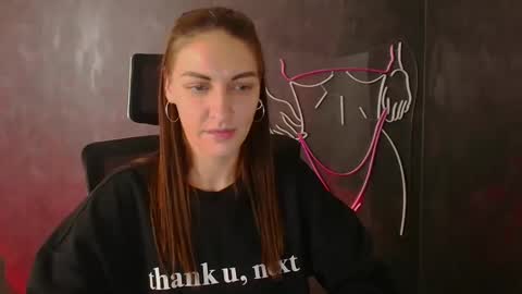 Nora online show from 26, 9, 2025