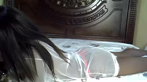 norah_pure online show from 20, 9, 2025