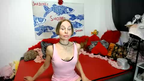 Nora online show from 12, 5, 2026
