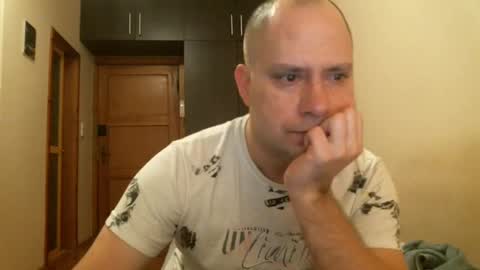 Snapshot of norbertopl87 chatting on 8, 12, 2024 norbertopl87 online show from 8, 12, 2024