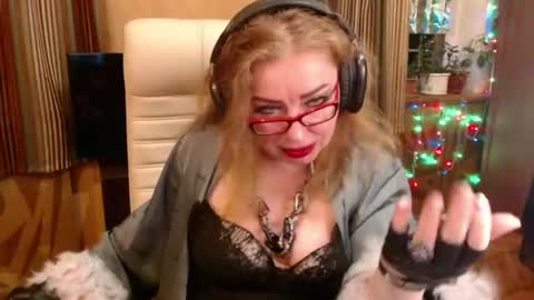 miss Tress online show from 27, 7, 2026