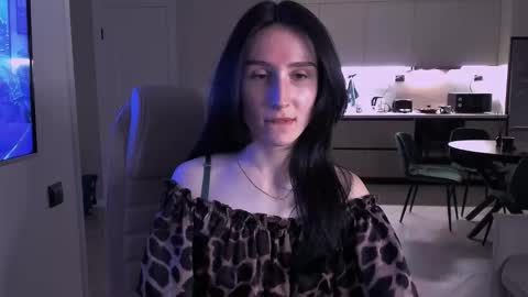 Snapshot of north_valkyrie chatting on 8, 11, 2025 Hazel online show from 8, 11, 2025