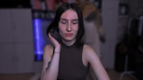 Hazel online show from 14, 2, 2026