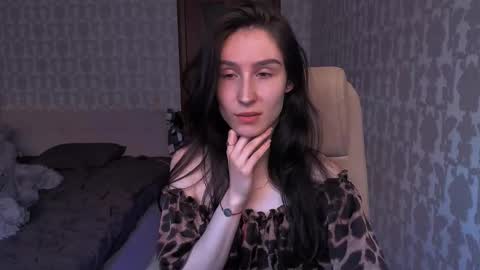 Hazel online show from 25, 3, 2026