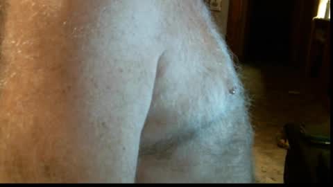 Snapshot of northcountryguy762 chatting on 4, 10, 2025 northcountryguy762 online show from 4, 10, 2025