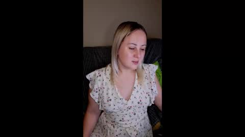 hi glad to chat online show from 2, 10, 2025