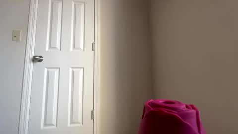 notyourkitty00 online show from 26, 9, 2025