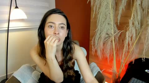 Snapshot of nova_grey__ chatting on 4, 6, 2026 nova_grey__ online show from 4, 6, 2026