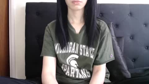 Olivia online show from 5, 12, 2025