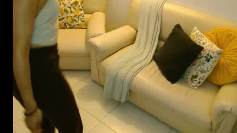 Snapshot of novaperotti chatting on 7, 11, 2025 novaperotti online show from 7, 11, 2025