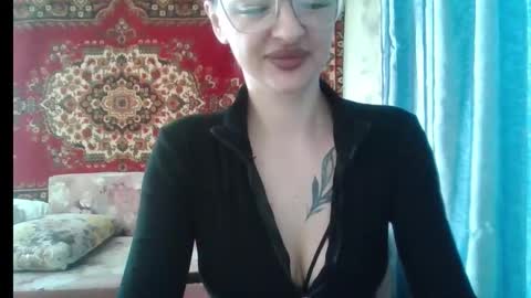 novapetal online show from 10, 9, 2025