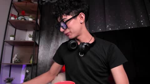 Nova online show from 21, 11, 2025