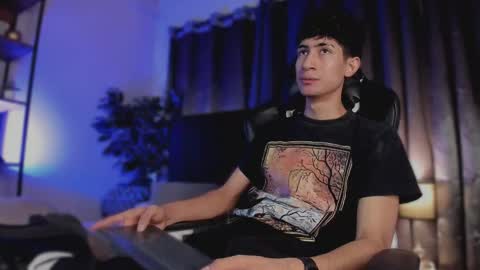 Snapshot of novawheeler chatting on 16, 3, 2026 Nova online show from 16, 3, 2026