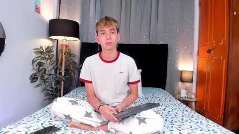 NovayBrian online show from 5, 2, 2025