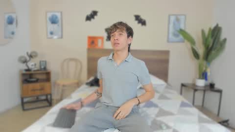 NovayBrian online show from 30, 10, 2025