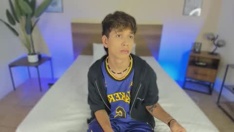 NovayBrian online show from 23, 11, 2025