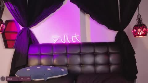 Goth Darling online show from 18, 2, 2026