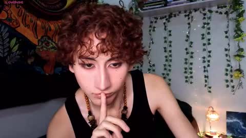 Snapshot of noynxz chatting on 12, 3, 2026 maxie online show from 12, 3, 2026