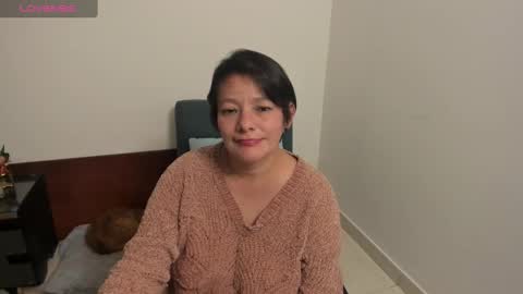 nuit_rose online show from 9, 12, 2024