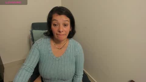 nuit_rose online show from 5, 3, 2026