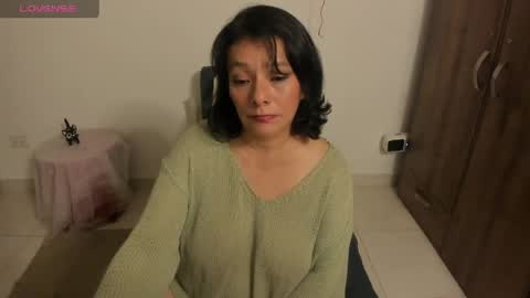 nuit_rose online show from 3, 5, 2026